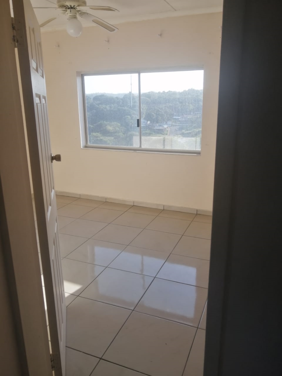 To Let 2 Bedroom Property for Rent in Amanzimtoti KwaZulu-Natal