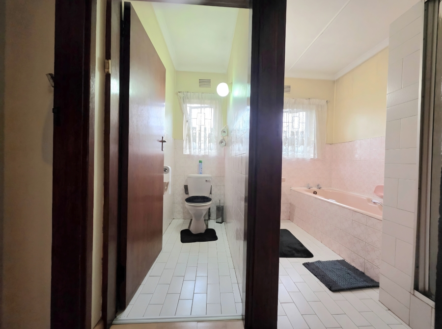 4 Bedroom Property for Sale in Isipingo Hills KwaZulu-Natal