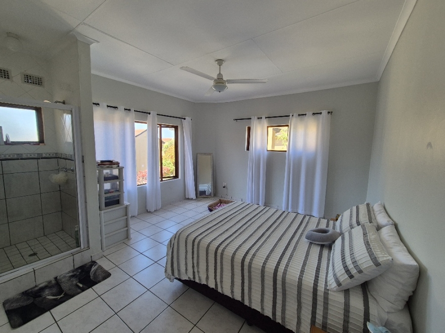3 Bedroom Property for Sale in Shelly Beach KwaZulu-Natal