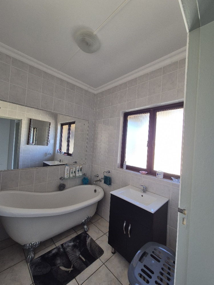 3 Bedroom Property for Sale in Shelly Beach KwaZulu-Natal