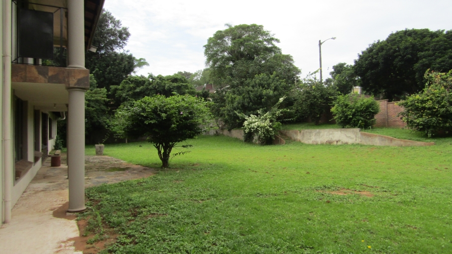 7 Bedroom Property for Sale in Athlone Park KwaZulu-Natal