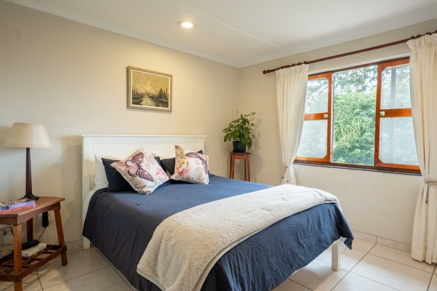 2 Bedroom Property for Sale in Kloof KwaZulu-Natal
