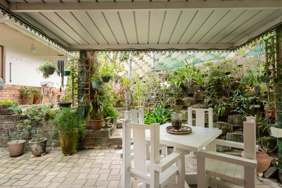 2 Bedroom Property for Sale in Kloof KwaZulu-Natal
