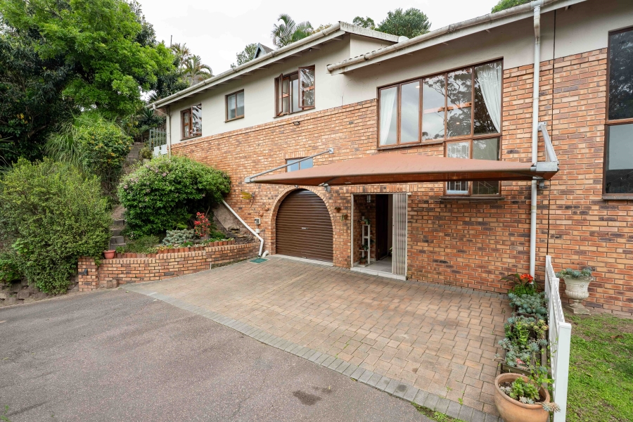2 Bedroom Property for Sale in Kloof KwaZulu-Natal