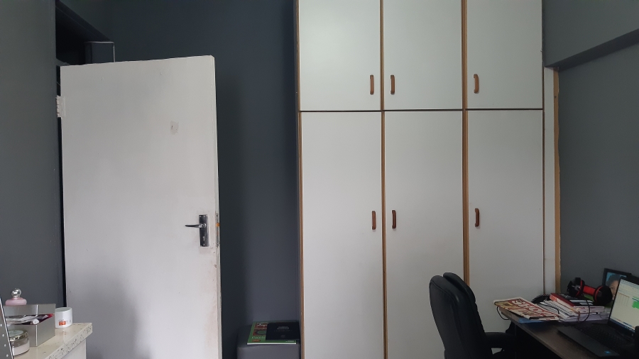 To Let 1 Bedroom Property for Rent in Amanzimtoti KwaZulu-Natal