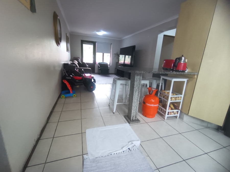 2 Bedroom Property for Sale in Montclair KwaZulu-Natal