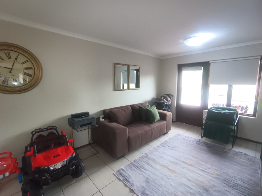 2 Bedroom Property for Sale in Montclair KwaZulu-Natal