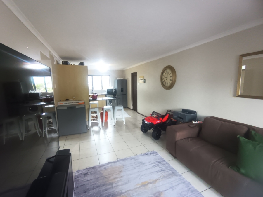 2 Bedroom Property for Sale in Montclair KwaZulu-Natal