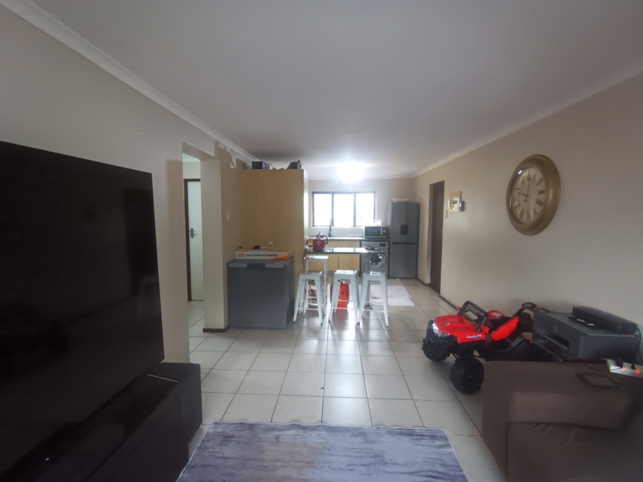 2 Bedroom Property for Sale in Montclair KwaZulu-Natal