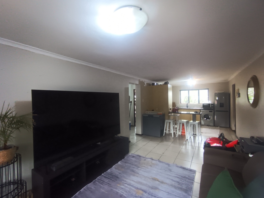 2 Bedroom Property for Sale in Montclair KwaZulu-Natal