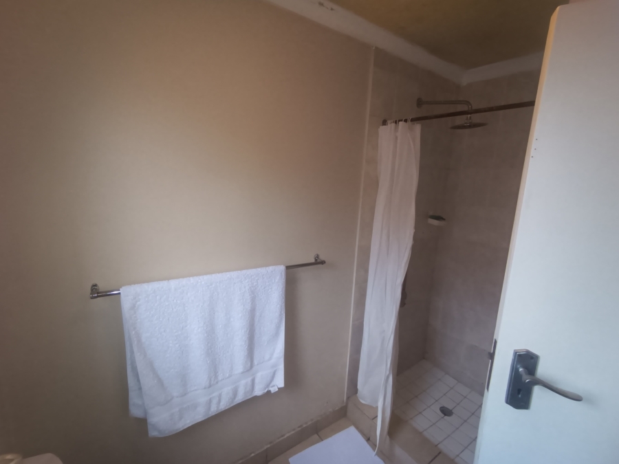 2 Bedroom Property for Sale in Montclair KwaZulu-Natal