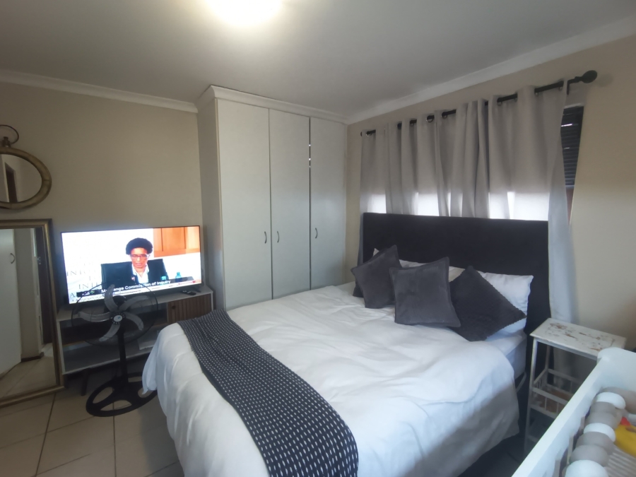 2 Bedroom Property for Sale in Montclair KwaZulu-Natal