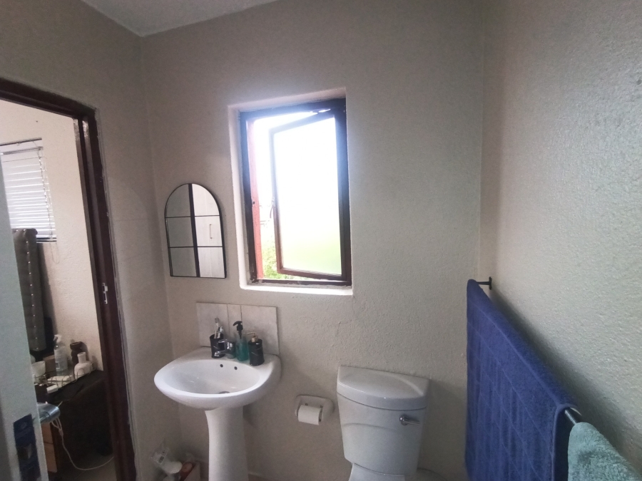 2 Bedroom Property for Sale in Montclair KwaZulu-Natal