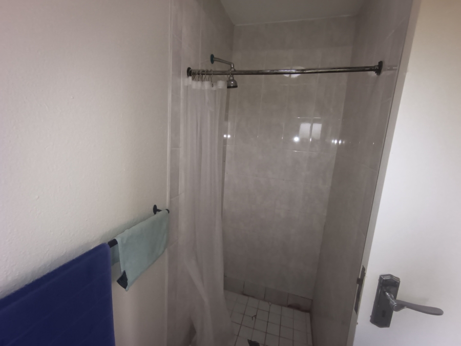 2 Bedroom Property for Sale in Montclair KwaZulu-Natal