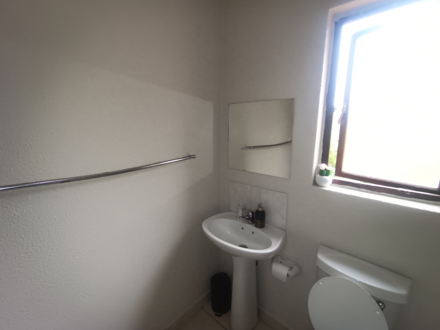 2 Bedroom Property for Sale in Montclair KwaZulu-Natal