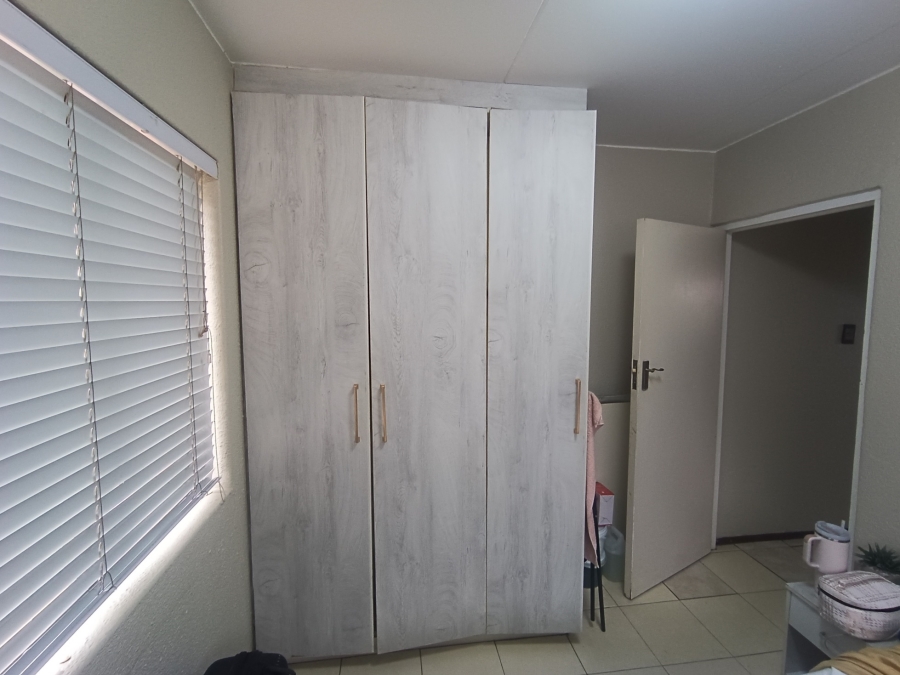 2 Bedroom Property for Sale in Montclair KwaZulu-Natal