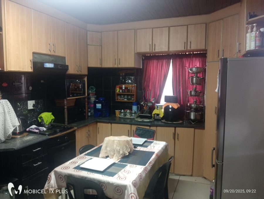 3 Bedroom Property for Sale in Savannah Park KwaZulu-Natal