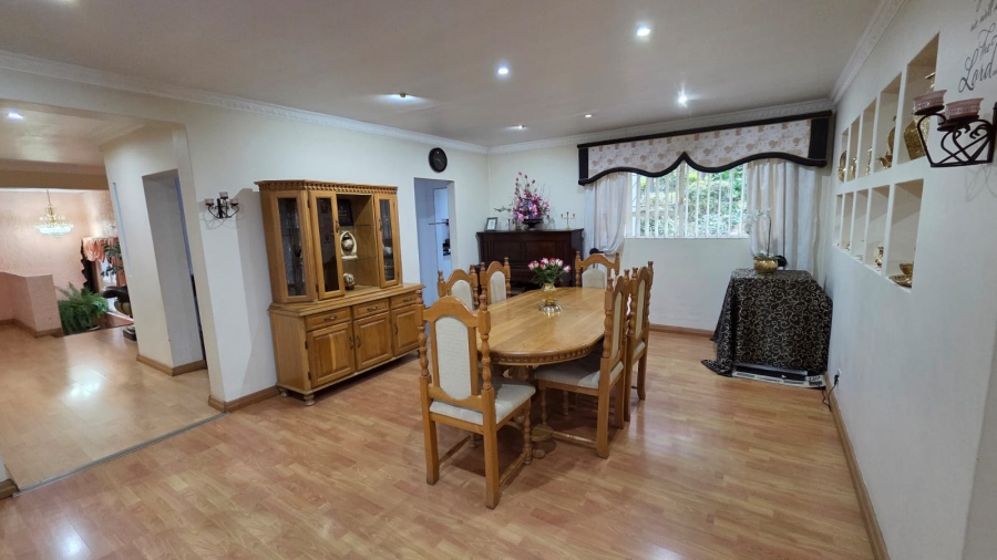 4 Bedroom Property for Sale in Town Bush Valley KwaZulu-Natal