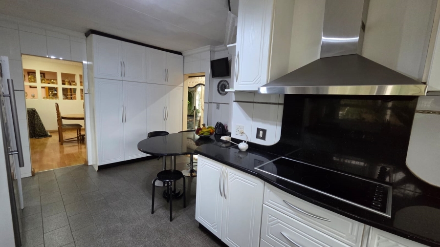 4 Bedroom Property for Sale in Town Bush Valley KwaZulu-Natal
