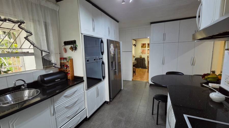 4 Bedroom Property for Sale in Town Bush Valley KwaZulu-Natal