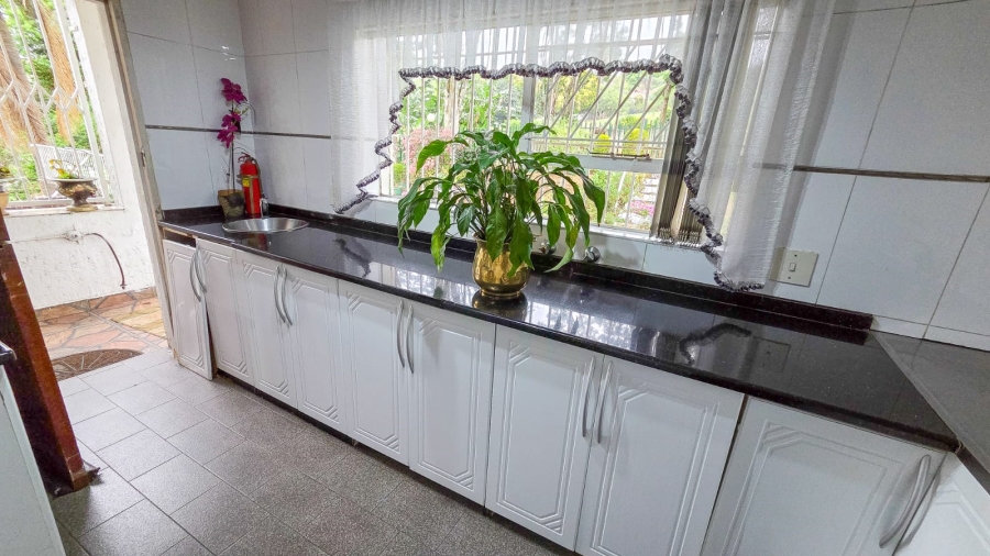 4 Bedroom Property for Sale in Town Bush Valley KwaZulu-Natal