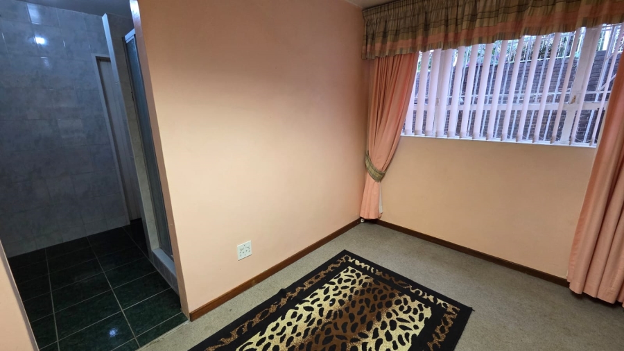 4 Bedroom Property for Sale in Town Bush Valley KwaZulu-Natal