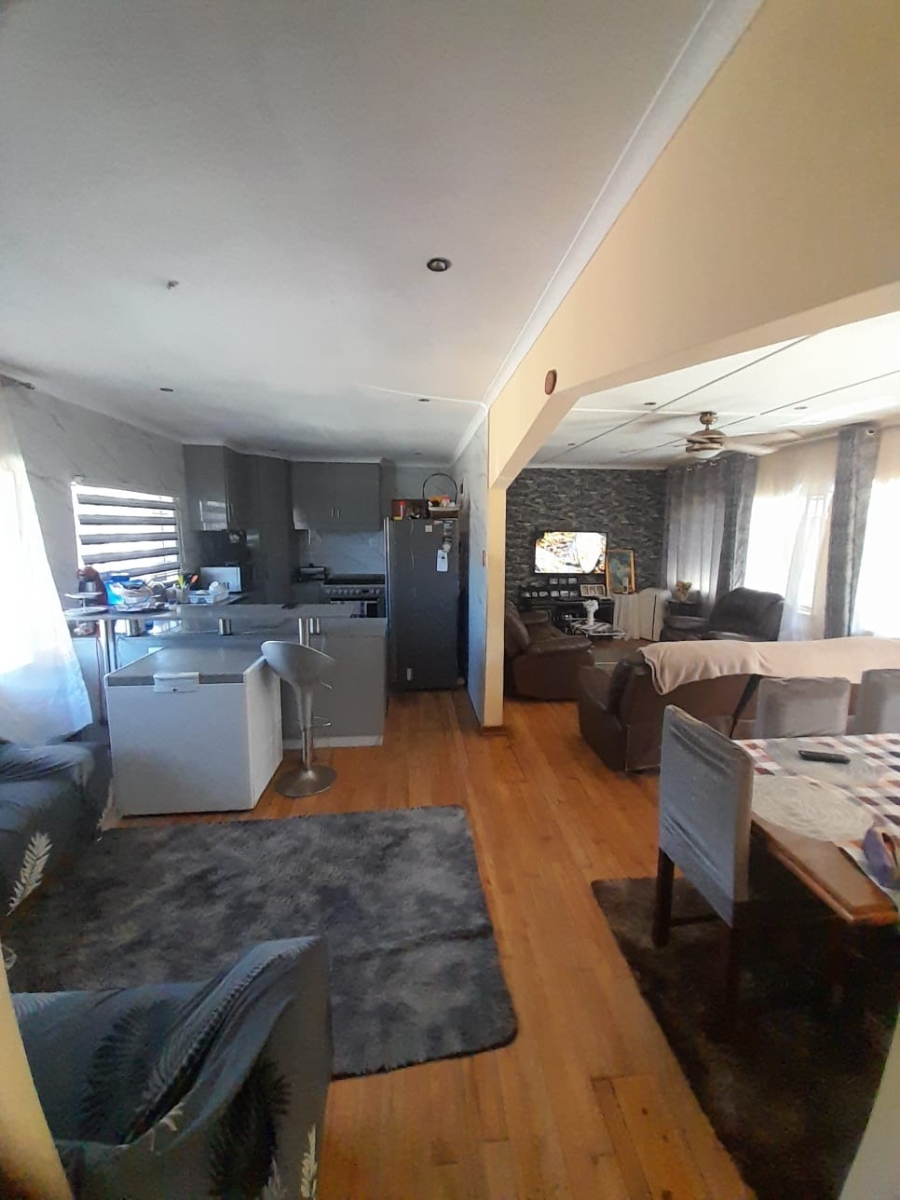 To Let 3 Bedroom Property for Rent in Bluff KwaZulu-Natal
