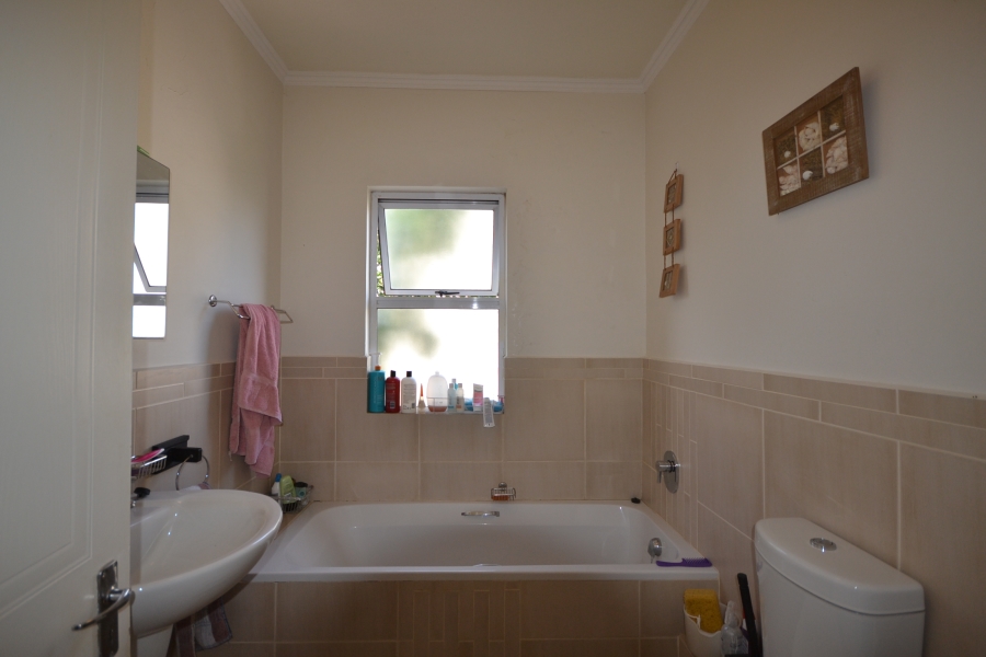 To Let 2 Bedroom Property for Rent in Ballito Central KwaZulu-Natal