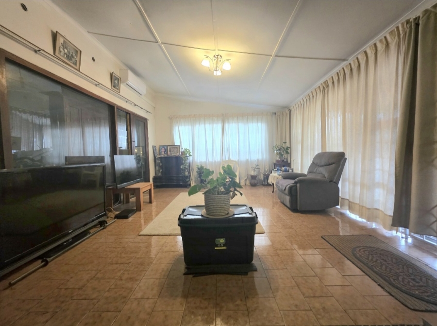 3 Bedroom Property for Sale in Isipingo Rail KwaZulu-Natal