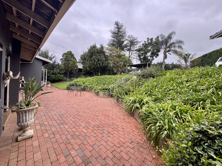 5 Bedroom Property for Sale in Hayfields KwaZulu-Natal