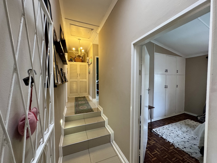 5 Bedroom Property for Sale in Hayfields KwaZulu-Natal