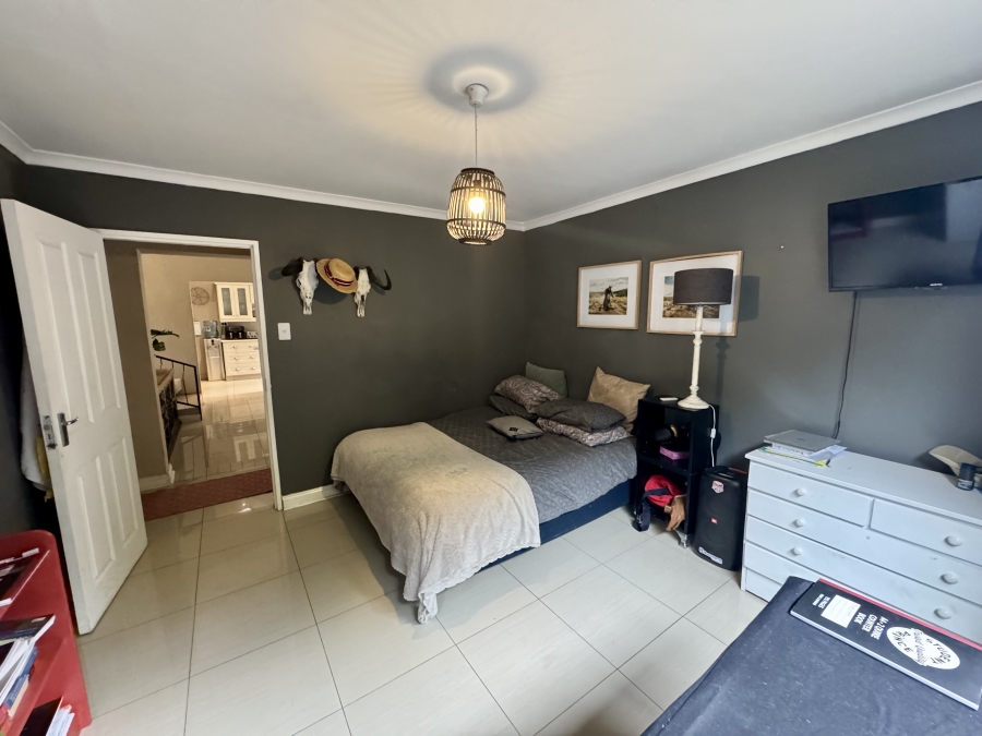 5 Bedroom Property for Sale in Hayfields KwaZulu-Natal