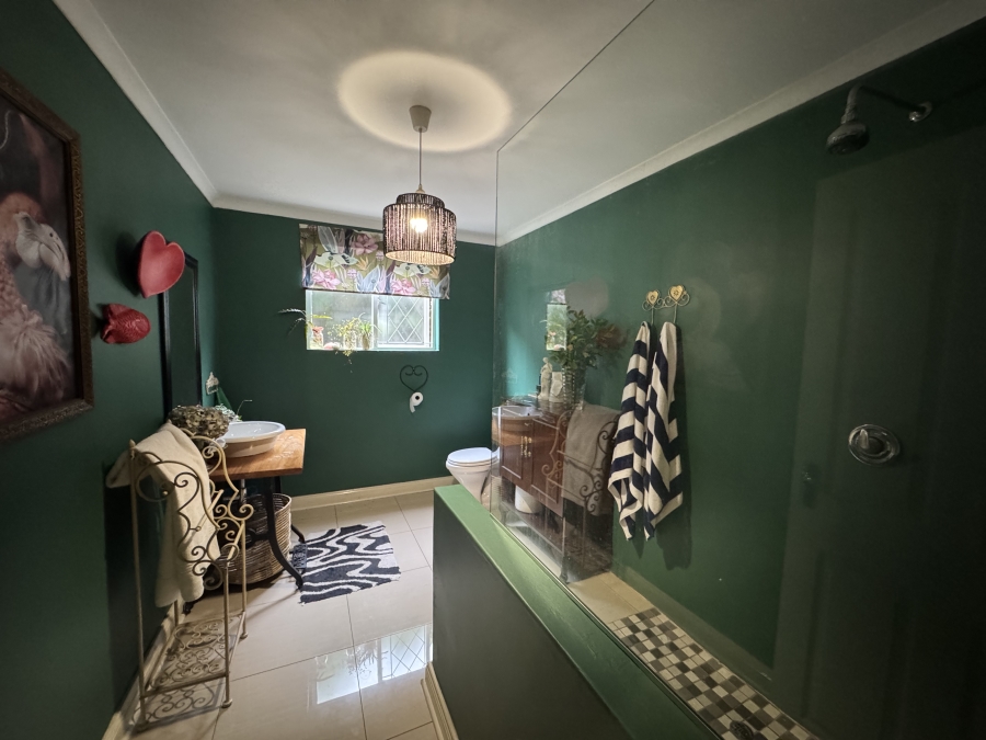 5 Bedroom Property for Sale in Hayfields KwaZulu-Natal