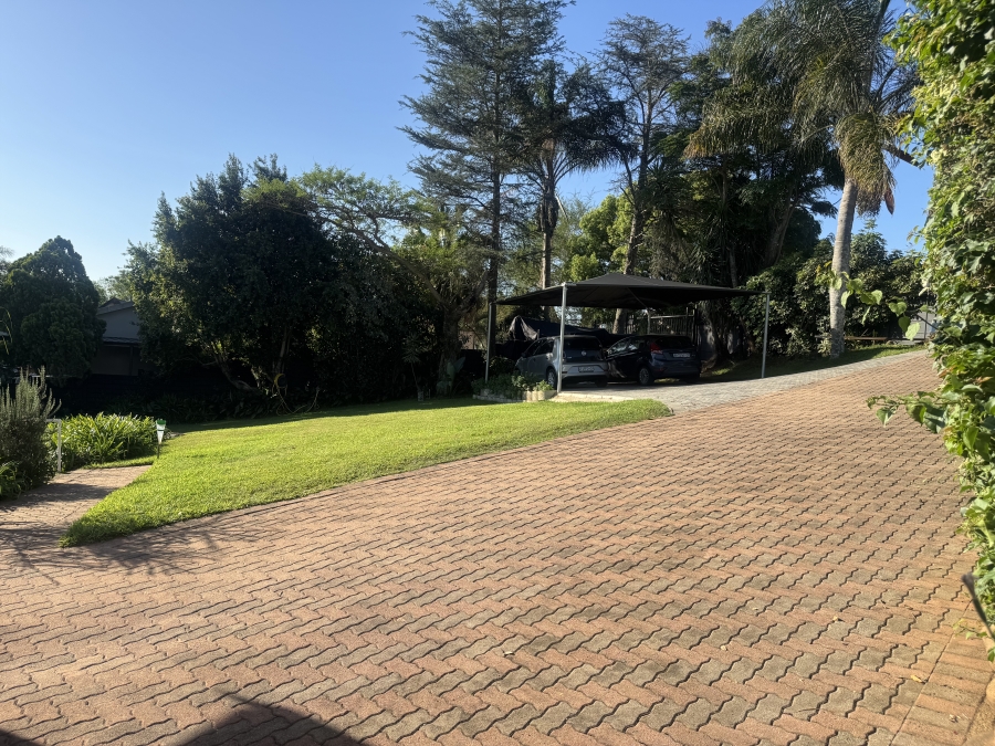 5 Bedroom Property for Sale in Hayfields KwaZulu-Natal