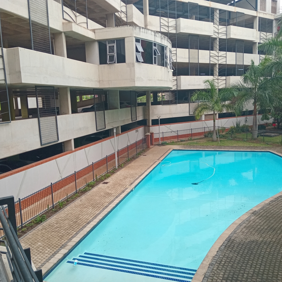 To Let 2 Bedroom Property for Rent in Umhlanga Ridge KwaZulu-Natal