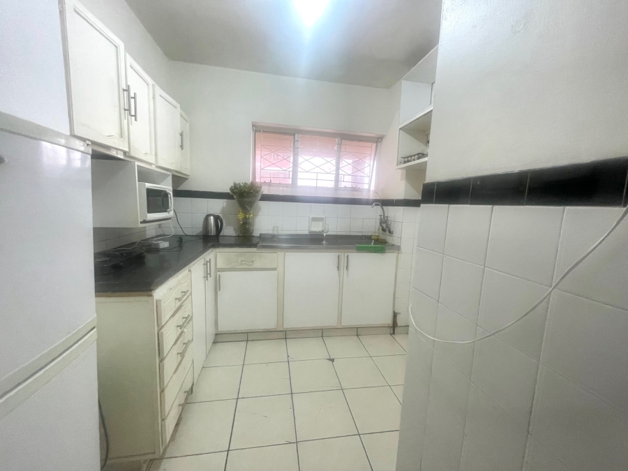 2 Bedroom Property for Sale in Durban Central KwaZulu-Natal