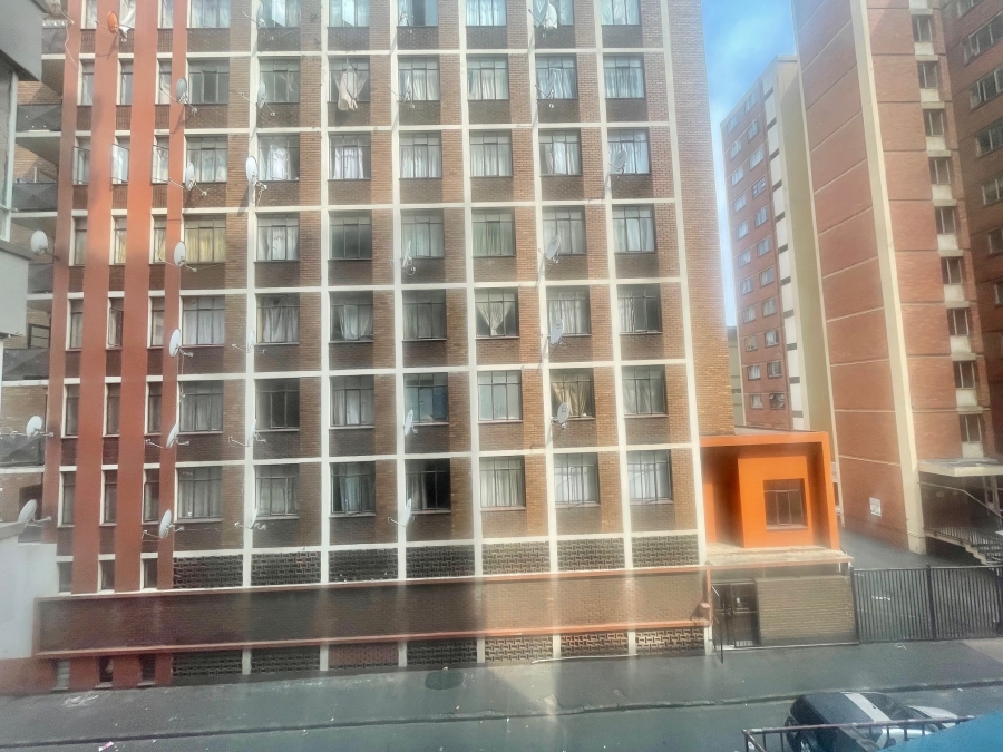 2 Bedroom Property for Sale in Durban Central KwaZulu-Natal