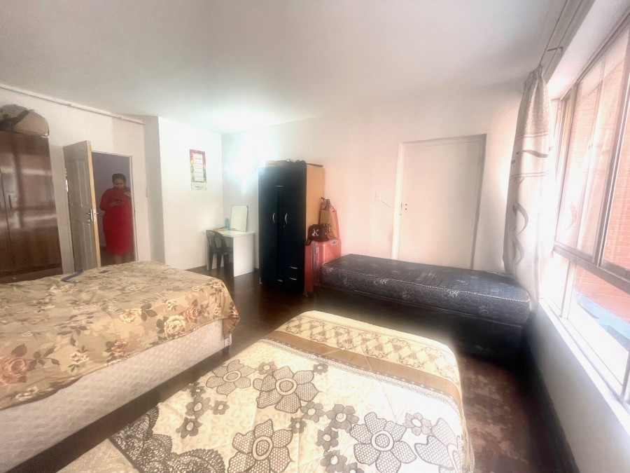 2 Bedroom Property for Sale in Durban Central KwaZulu-Natal