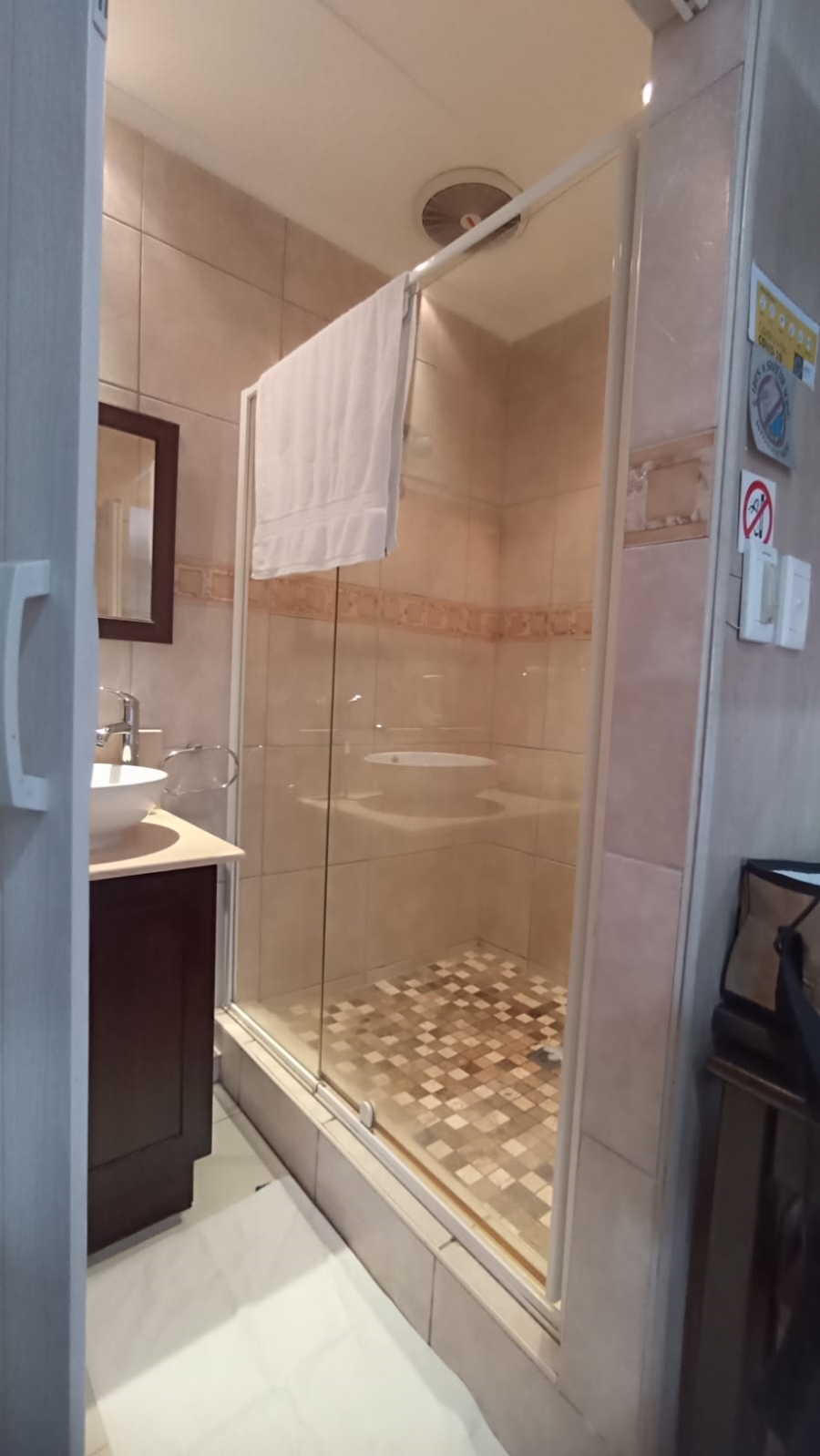 To Let 1 Bedroom Property for Rent in Umhlanga Ridge KwaZulu-Natal