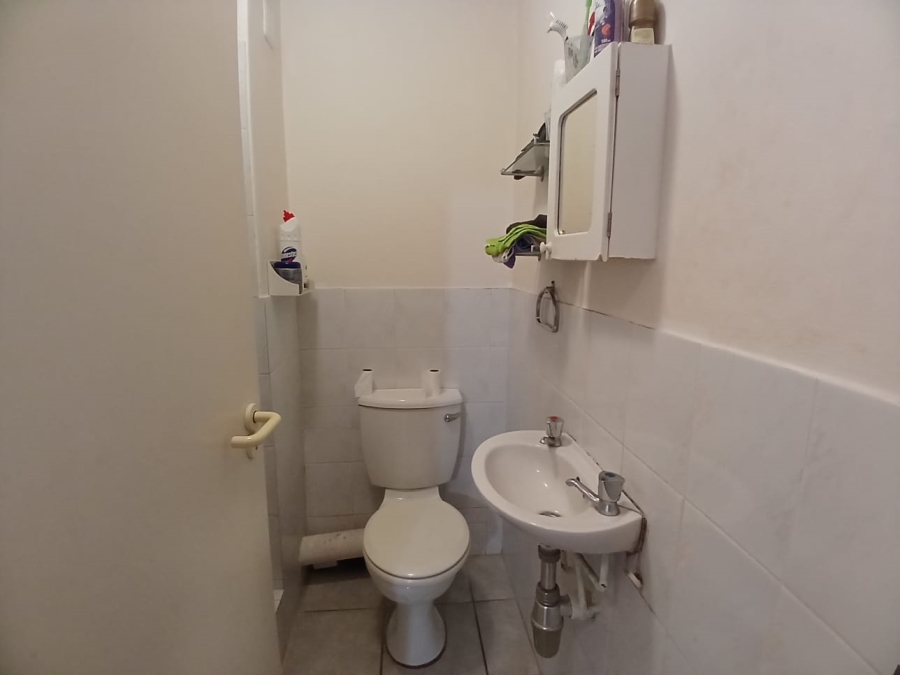 To Let 2 Bedroom Property for Rent in Hillcrest Central KwaZulu-Natal