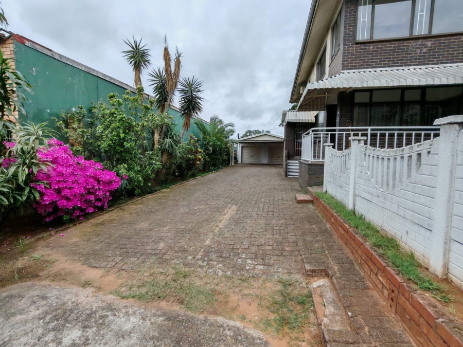 4 Bedroom Property for Sale in Wentworth KwaZulu-Natal