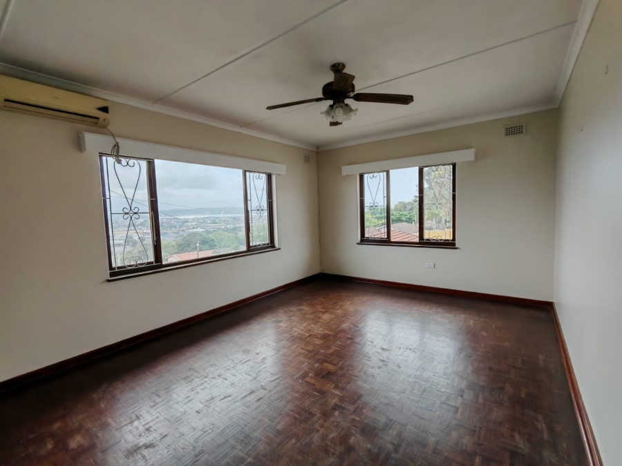 4 Bedroom Property for Sale in Wentworth KwaZulu-Natal