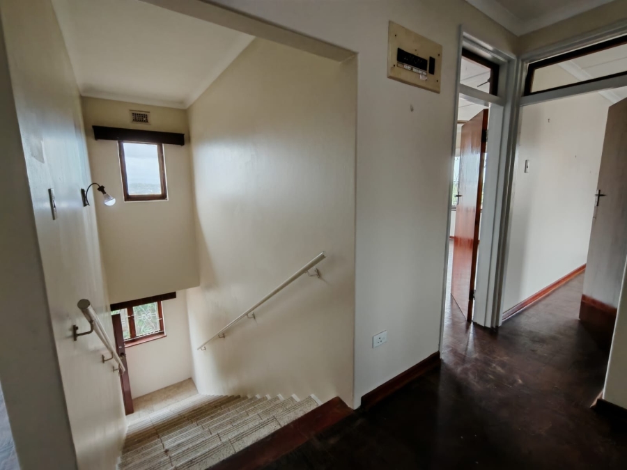 4 Bedroom Property for Sale in Wentworth KwaZulu-Natal