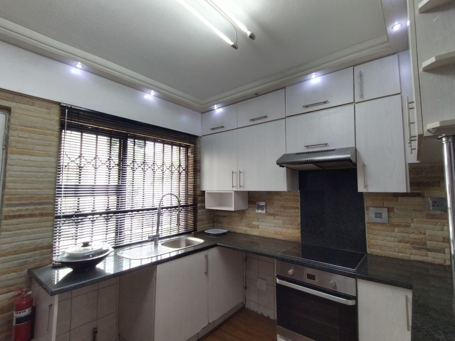 2 Bedroom Property for Sale in Glenwood KwaZulu-Natal