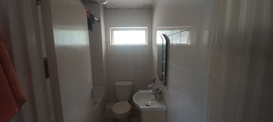 2 Bedroom Property for Sale in Morningside KwaZulu-Natal