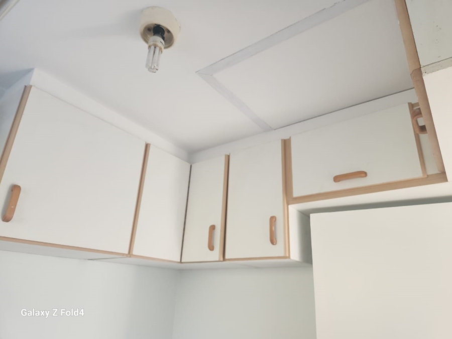 To Let 1 Bedroom Property for Rent in Morningside KwaZulu-Natal