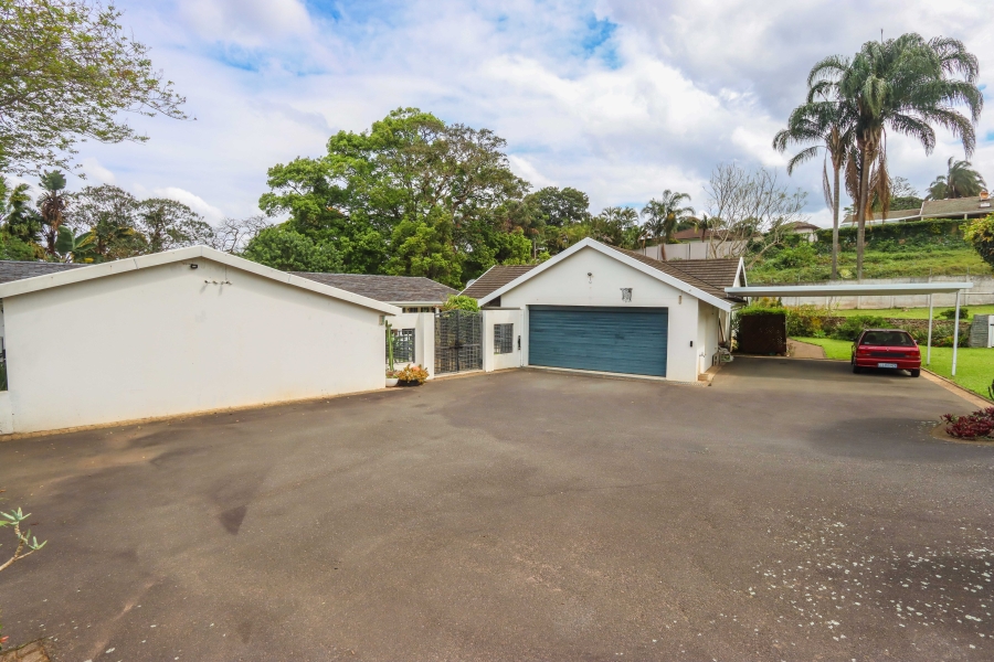 4 Bedroom Property for Sale in Dawncliffe KwaZulu-Natal