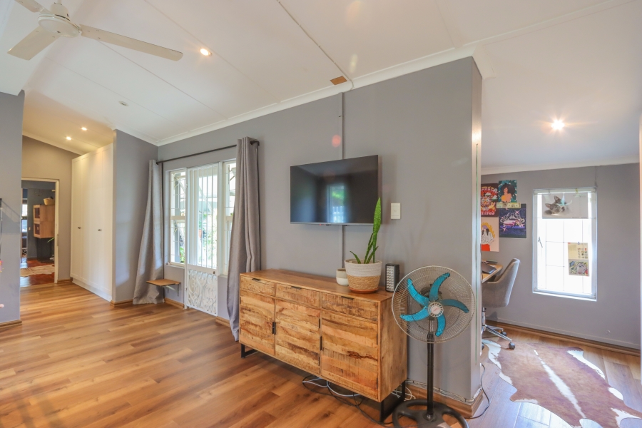 4 Bedroom Property for Sale in Dawncliffe KwaZulu-Natal