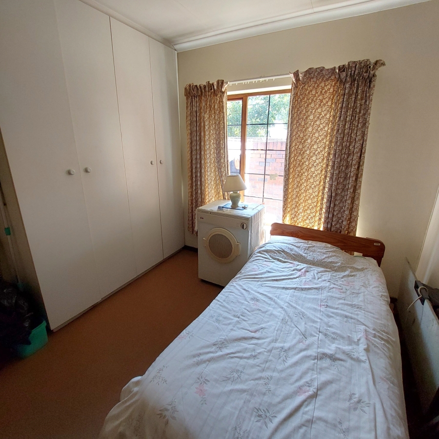 2 Bedroom Property for Sale in Hayfields KwaZulu-Natal
