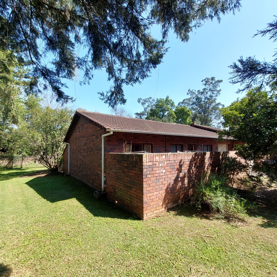 2 Bedroom Property for Sale in Hayfields KwaZulu-Natal